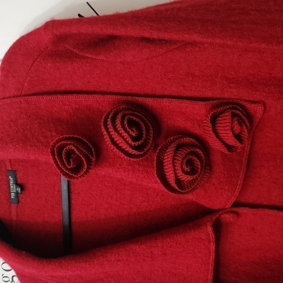 100% Wool Crochet Flowers Cardigan Jacket Sweater Winter Elegant 1X - Picture 4 of 16